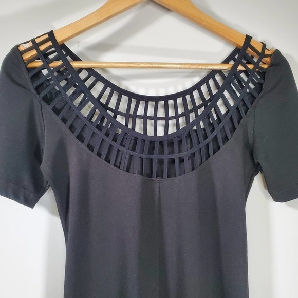 AKIRA Cage Top Short Sleeve Mini Sheath Dress Blaxk Size Medium - Picture 5 of 9